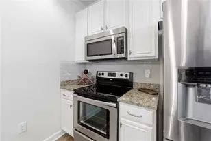 7265 Glisten Ave, Atlanta, GA 30328 - Photo 7