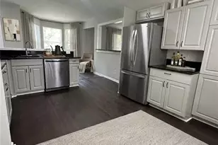5356 Biffle Rd, Stone Mountain, GA 30088 - Photo 3