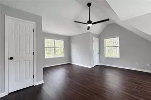 5356 Biffle Rd, Stone Mountain, GA 30088 - Photo 13