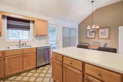 6580 Remington Drive, Cumming, GA 30040 - Photo 13