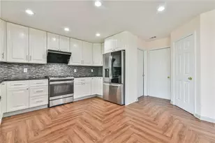 778 Roxholly Ln, Buford, GA 30518 - Photo 19