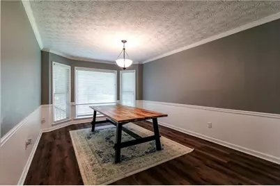 2526 Lorne Court SW, Marietta, GA 30064 - Photo 9