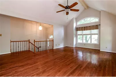 2526 Lorne Court SW, Marietta, GA 30064 - Photo 11