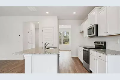5477 Cypress Circle, College Park, GA 30349 - Photo 9