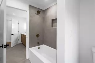 8920 Huntcliff Trce, Atlanta, GA 30350 - Photo 35