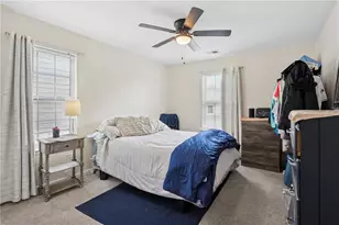 7556 Rutgers Cir, Fairburn, GA 30213 - Photo 17