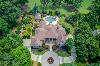 1905 Kathy Whitworth Drive, Braselton, GA 30517 - Photo 5