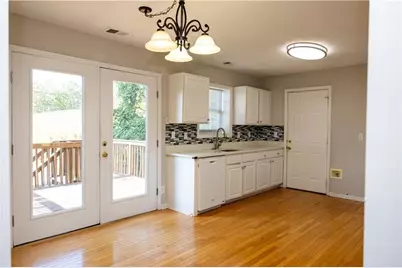 5079 Newpark Drive NW, Acworth, GA 30101 - Photo 9