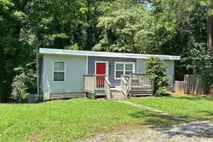 2963 Redwine Rd, East Point, GA 30344 - Photo 3