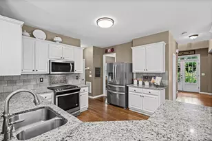 4250 Meadow View Ct, Cumming, GA 30041 - Photo 11