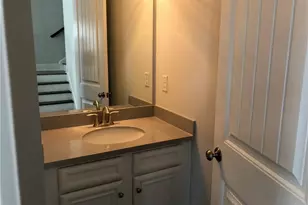 4250 Spruce Pine Alley, Doraville, GA 30360 - Photo 15