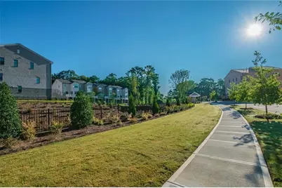 4250 Spruce Pine Alley, Doraville, GA 30360 - Photo 11