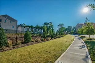 4250 Spruce Pine Alley, Doraville, GA 30360 - Photo 11