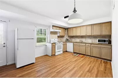 5027 Castlewood Drive SW, Lilburn, GA 30047 - Photo 11
