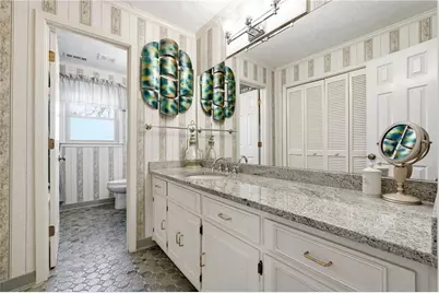 5027 Castlewood Drive SW, Lilburn, GA 30047 - Photo 25