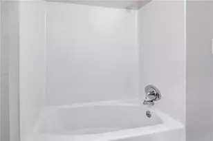 10121 Morris Dr SW, Covington, GA 30014 - Photo 25
