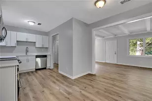 10121 Morris Dr SW, Covington, GA 30014 - Photo 11