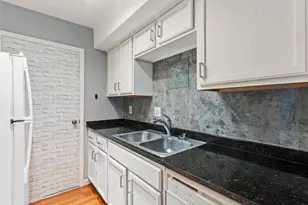 6851 Roswell Rd, Atlanta, GA 30328 - Photo 3