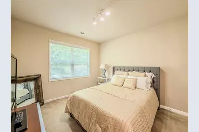 40 Village Green Court SW, Lilburn, GA 30047 - Photo 15