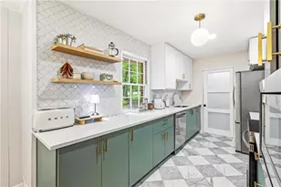 2373 Oxbow Cir, Stone Mountain, GA 30087 - Photo 5