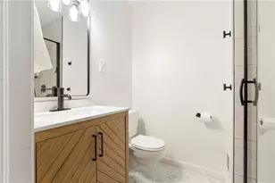 2373 Oxbow Cir, Stone Mountain, GA 30087 - Photo 21