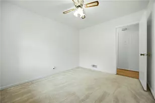 864 Whitehall Dr, Lawrenceville, GA 30043 - Photo 15