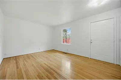 864 Whitehall Drive, Lawrenceville, GA 30043 - Photo 5