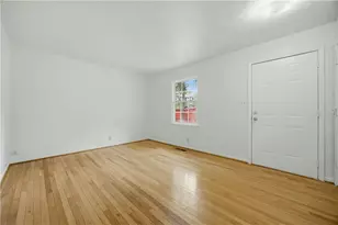 864 Whitehall Dr, Lawrenceville, GA 30043 - Photo 5