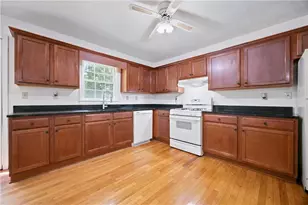 864 Whitehall Dr, Lawrenceville, GA 30043 - Photo 11