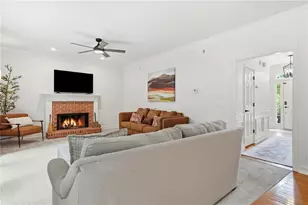 906 Spring Valley, Woodstock, GA 30189 - Photo 7
