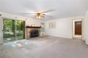 121 John Christopher Dr, Alpharetta, GA 30009 - Photo 9