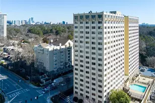 2479 Peachtree Rd NE, Atlanta, GA 30305 - Photo 23