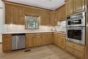 2405 Woodbridge Dr, Marietta, GA 30066 - Photo 15