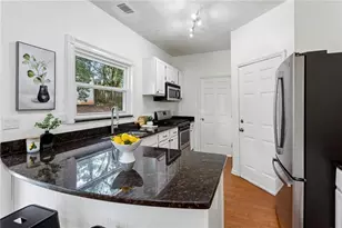 10740 Mortons Crossing, Johns Creek, GA 30022 - Photo 11