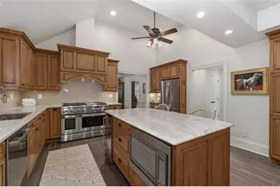 5265 Trowbridge Drive, Atlanta, GA 30338 - Photo 15