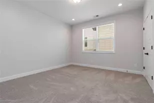 2000 Harvest Pond Cir, Suwanee, GA 30024 - Photo 7