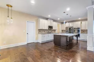 2727 Cove View Ct, Dacula, GA 30019 - Photo 7