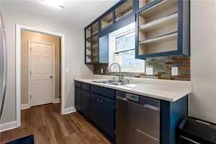 6080 Stone Wood Dr NW, Kennesaw, GA 30152 - Photo 7