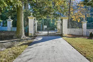 6020 Riverside Dr, Atlanta, GA 30328 - Photo 97
