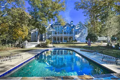 6020 Riverside Drive, Atlanta, GA 30328 - Photo 9