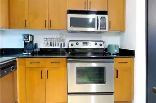 560 Dutch Valley Rd NE, Atlanta, GA 30324 - Photo 17