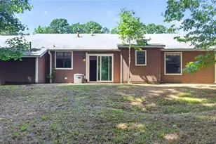 2414 Leslie Brook Dr, Decatur, GA 30035 - Photo 3