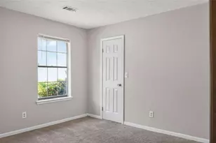 2414 Leslie Brook Dr, Decatur, GA 30035 - Photo 15