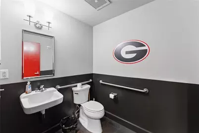 250 W Broad Street #205, Athens, GA 30601 - Photo 31