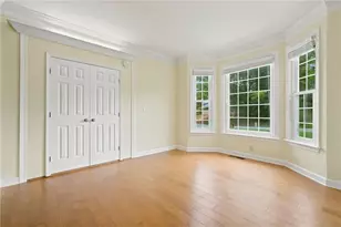 2420 Sawtooth Oak Dr, Lawrenceville, GA 30043 - Photo 11