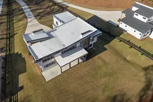 1678 Thomas Dr, Hoschton, GA 30548 - Photo 101