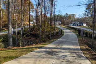 1678 Thomas Dr, Hoschton, GA 30548 - Photo 97