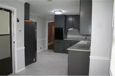 2075 Pinewood Drive, Covington, GA 30016 - Photo 11