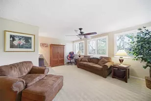 80 Chaumont Square NW, Atlanta, GA 30327 - Photo 19