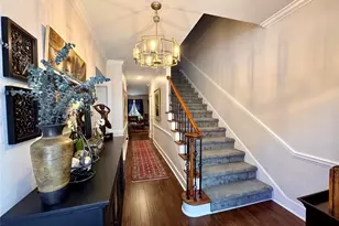 17 Willow Glen NE, Atlanta, GA 30342 - Photo 1
